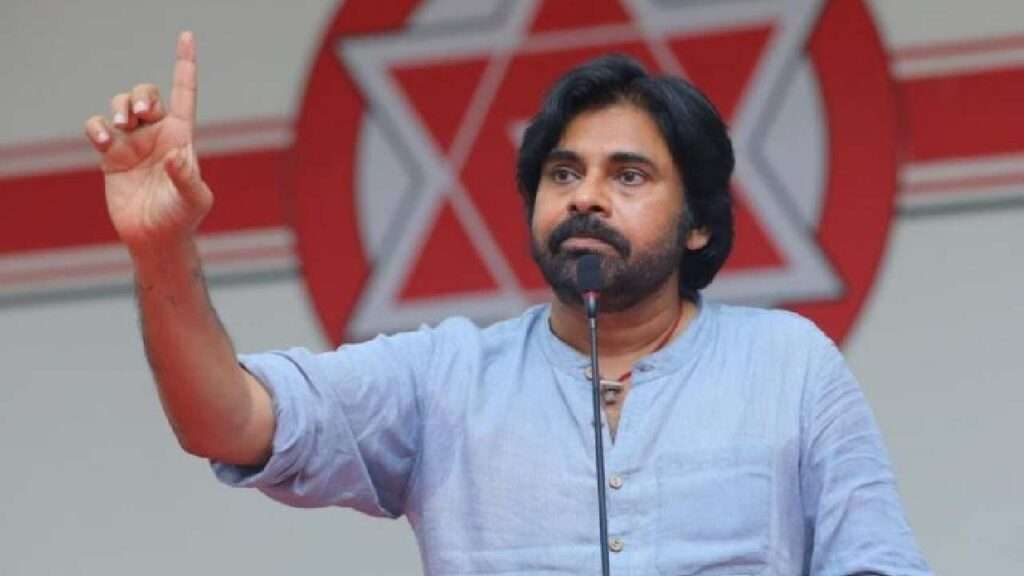 రాజకీయాల్లో పవన్ కళ్యాణ్ కొత్త దారెటు?